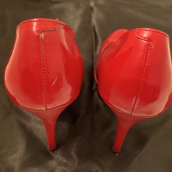 2/$20 - Guess Red High Heels - Picture 7 of 7
